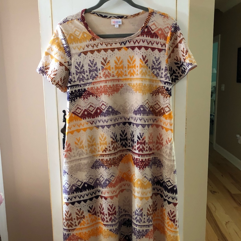 Lularoe size medium